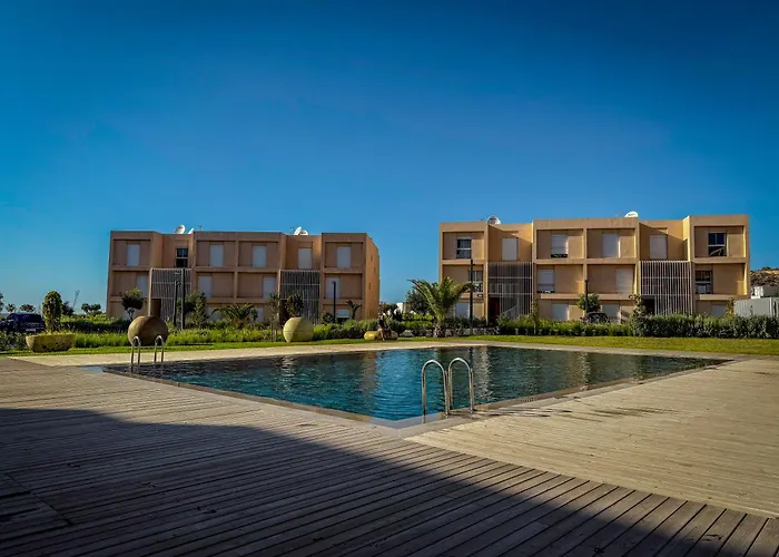 Luxueux Wave Swing Stay